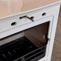 Rock Compact Ivory Enamel